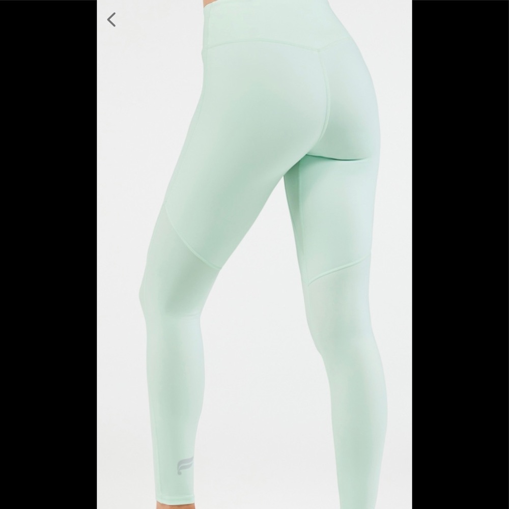 Fabletics Short Anywhere High Waisted Legging